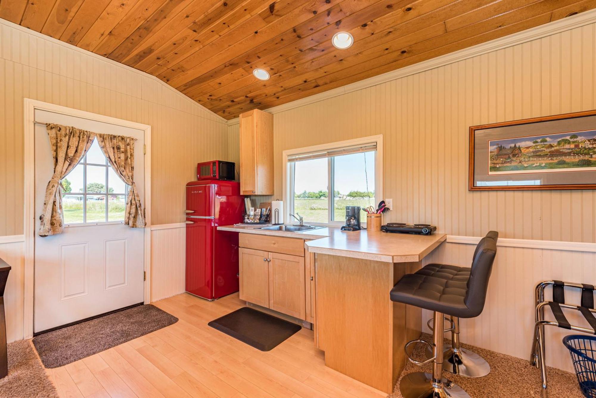 Juan De Fuca Waterfront & Hotel Sequim